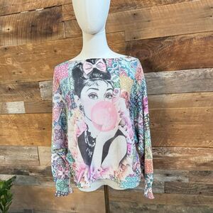 Yolly Audrey Hepburn Pop Art Graphic Sweater Top like new Sz Small
